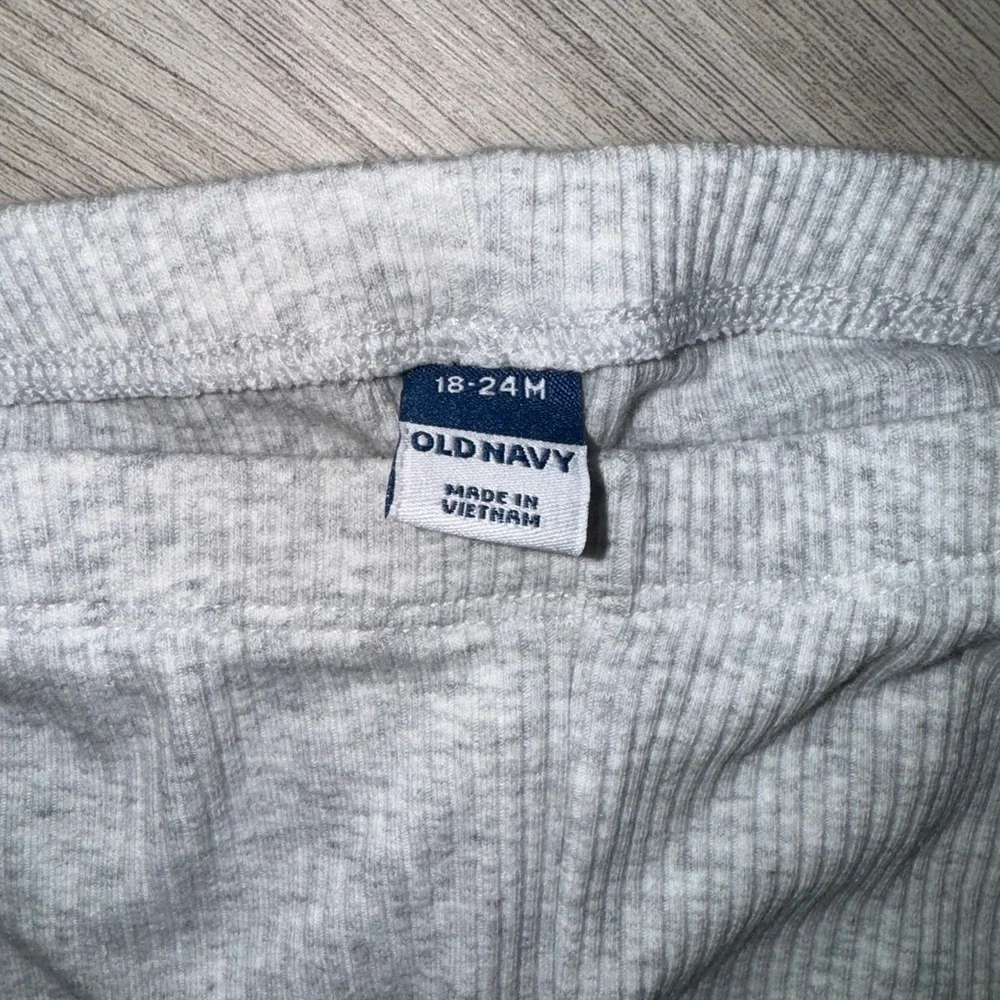 Old Navy Light Gray Ribbed Kids Leggings